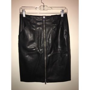 Cute forever 21 black leather skirt